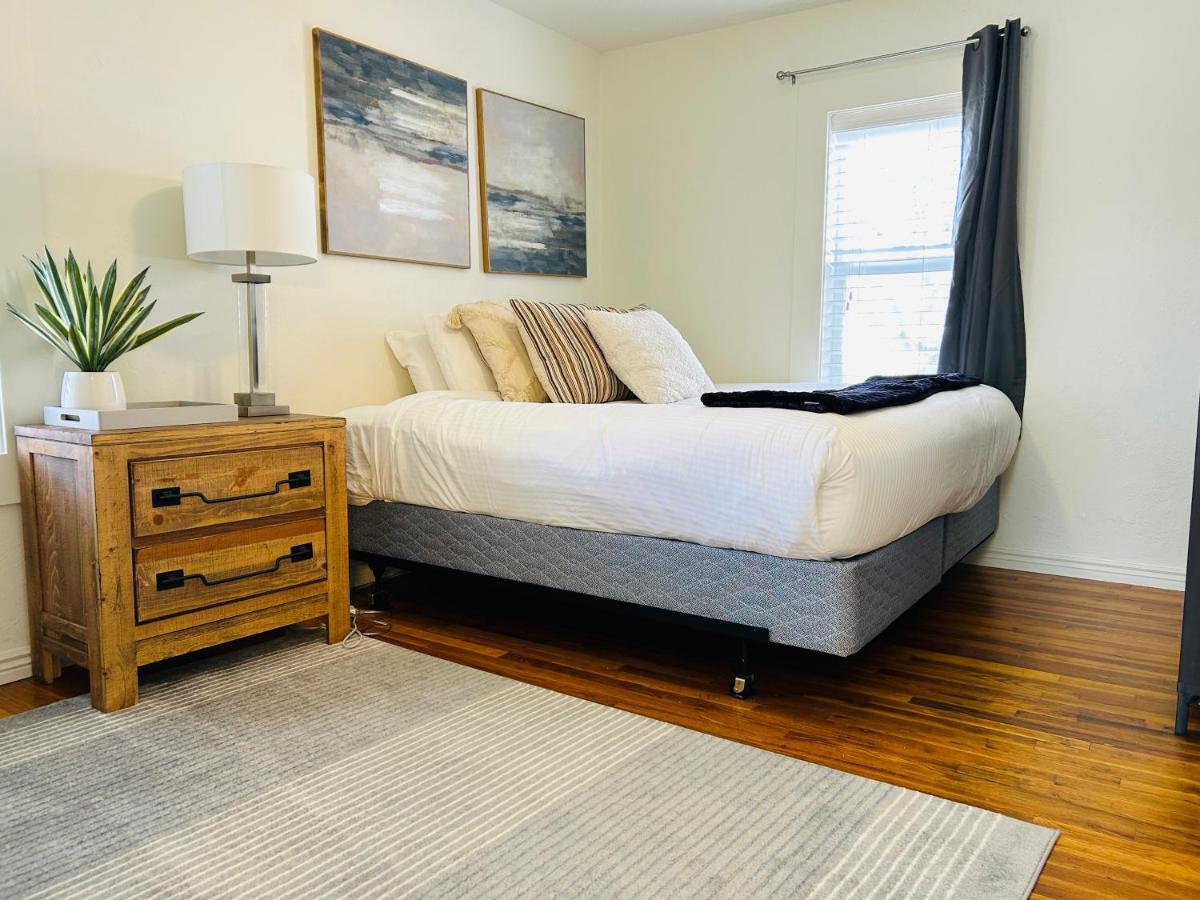 Sweet Idahome, Feels Like With The Decor Wish Could Afford King Bed In Master, Fully Fenced Dog Friendly Yard, A Few Blocks From Bsu And Downtown Boise, Your Perfect Stay! Hébergement de vacances Boise